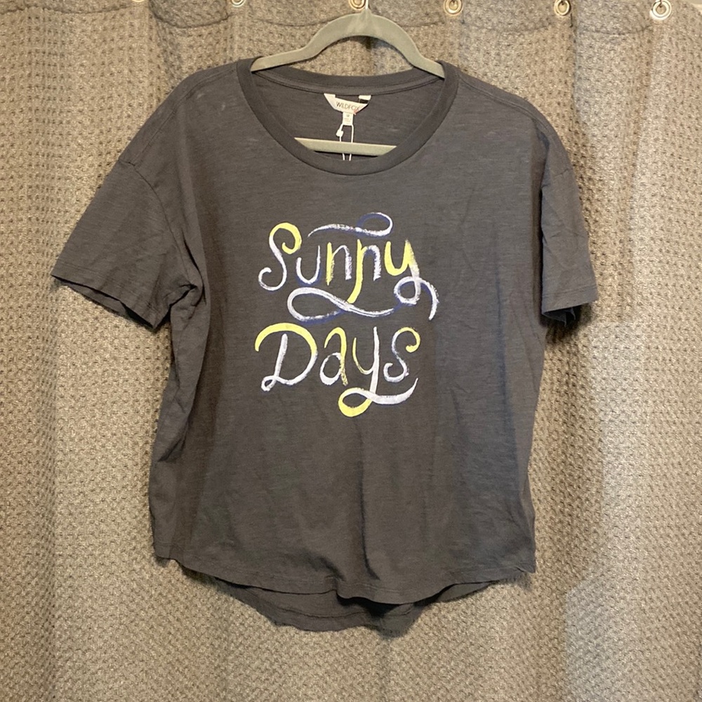 NWT Wildfox Tee size medium
